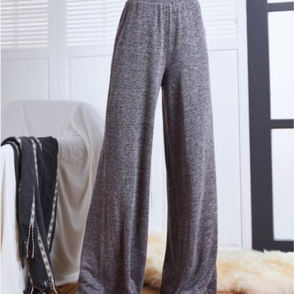 Suzanne Betro Pants - Suzanne Betro Heather Charcoal Marled Palazzo Pants